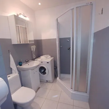 Smolna 9 Centrum ワルシャワ